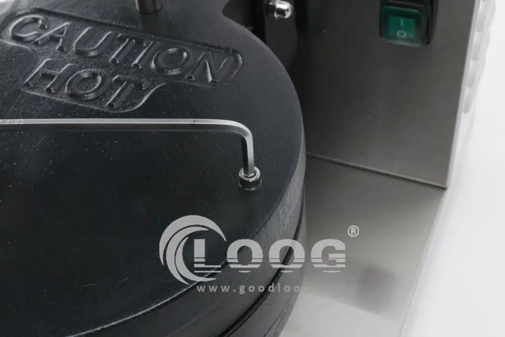 electric waffle machine